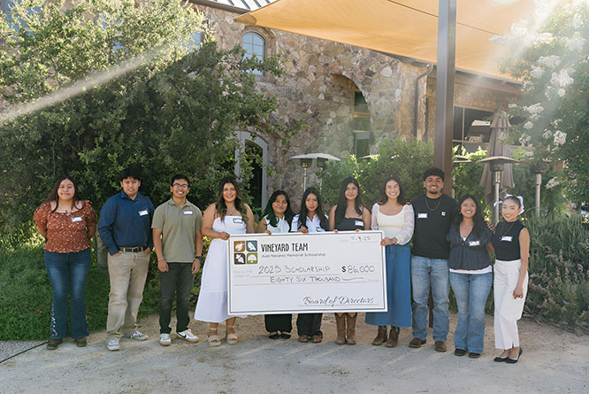 Community-Backed Scholarship Builds Future Leaders of Vineyard Workers’ Children